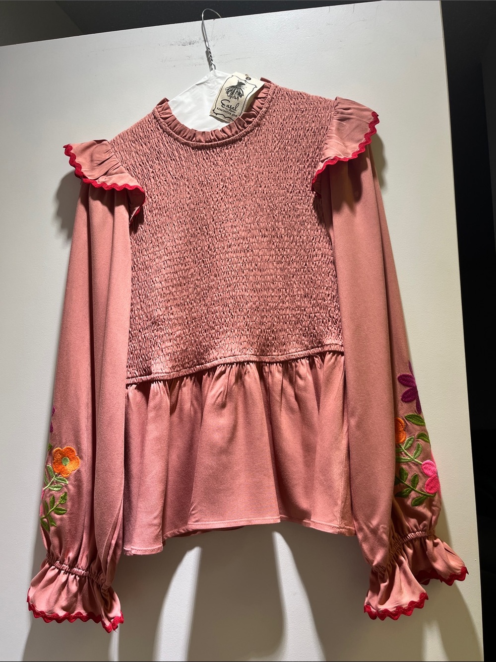 NWTs Size Small Easel Rose Dust Smocked Top Ruffled Neckline Floral Embroidery